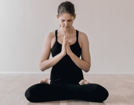 online yogavideos in english